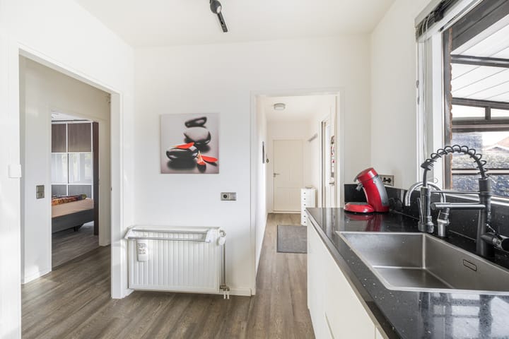 Foto 12 van Margrietweg 23-A