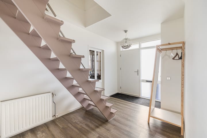 Foto 17 van Margrietweg 23-A