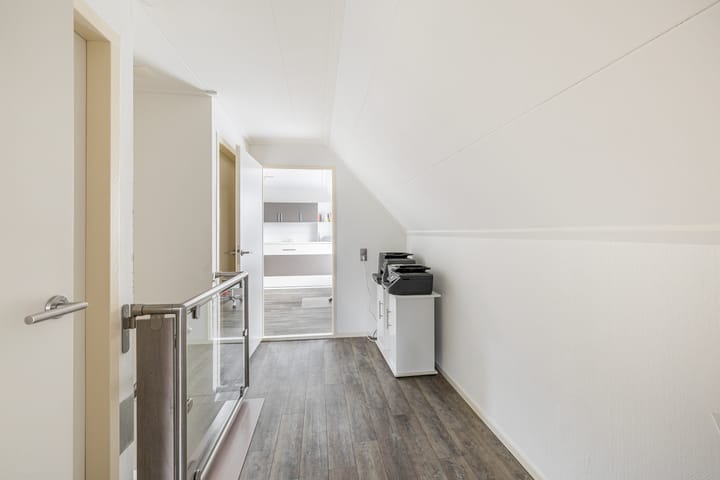 Foto 19 van Margrietweg 23-A