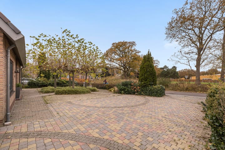 Foto 34 van Margrietweg 23-A