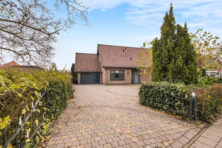 Foto 35 van Margrietweg 23-A