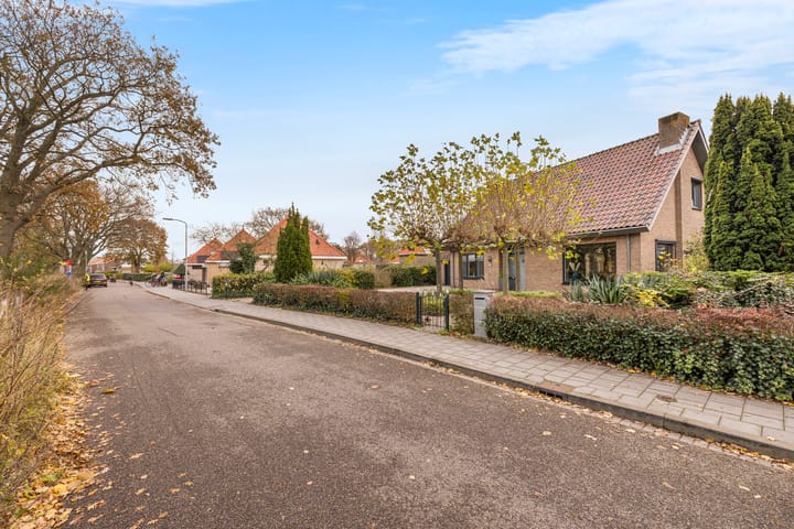 Foto 39 van Margrietweg 23-A