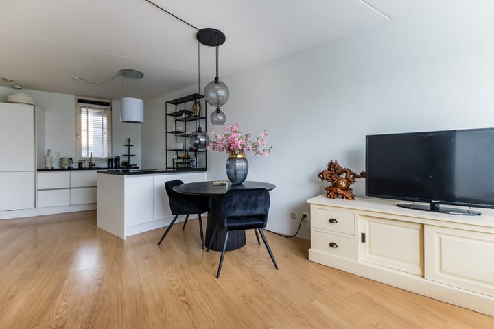 Foto 3 van Belvedère 50