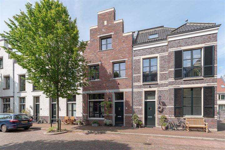 View photo 1 of Landstraat 223