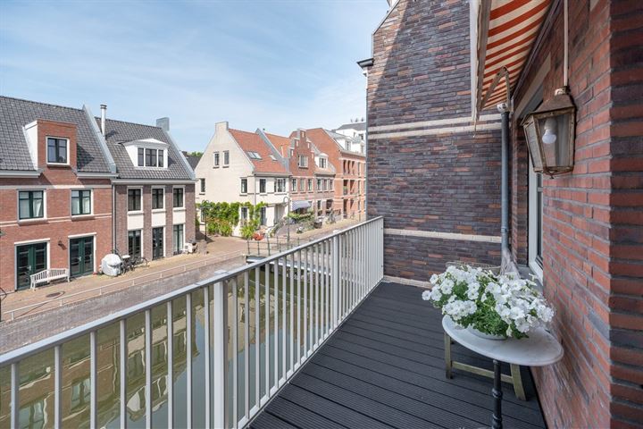 View photo 9 of Landstraat 223