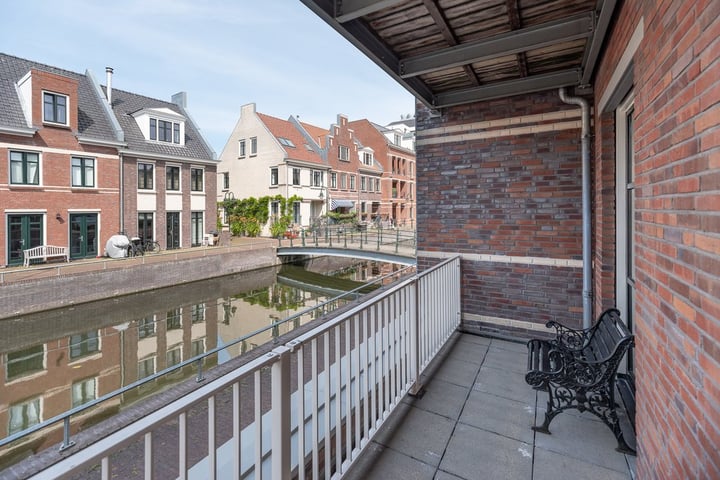 View photo 21 of Landstraat 223