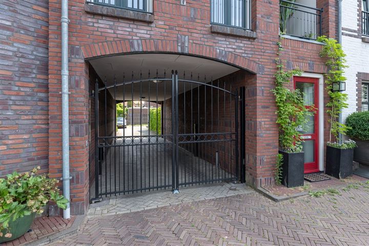 View photo 28 of Landstraat 223