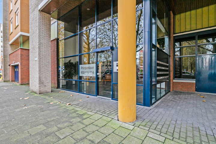 View photo 5 of Prinsenlaan 628