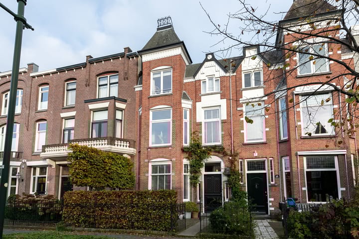 Foto 2 van Baronielaan 99