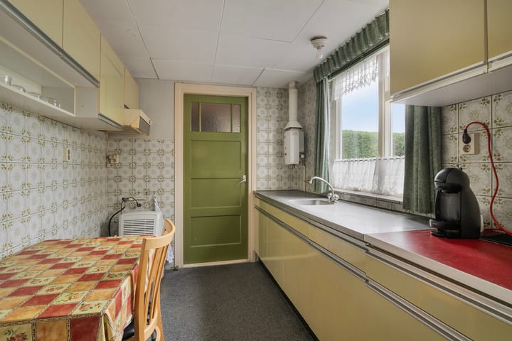 Photo 15 of Uitwierderweg 40