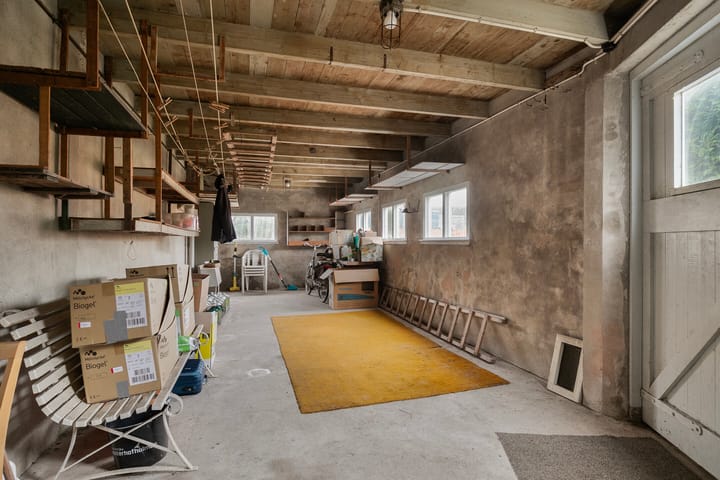 Photo 25 of Uitwierderweg 40