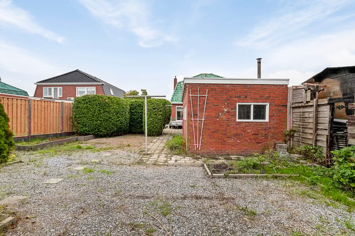 Photo 30 of Uitwierderweg 40