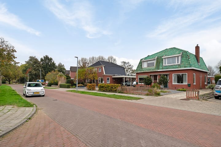 Photo 33 of Uitwierderweg 40