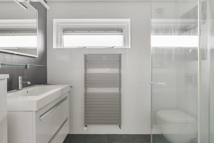 Foto 23 van Van der Lekstraat 73