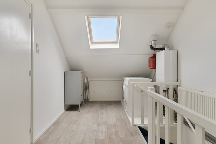 Foto 25 van Van der Lekstraat 73