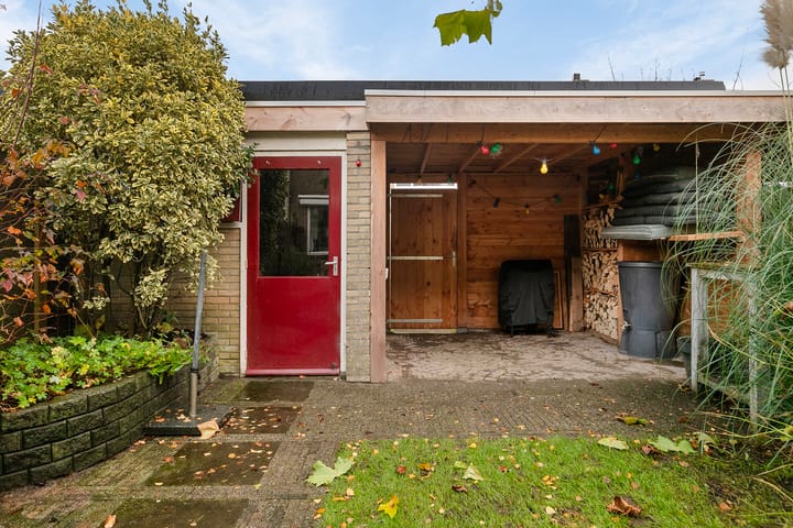 Foto 33 van Van der Lekstraat 73