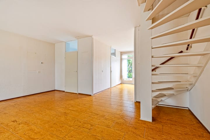 Foto 6 van Van der Waalslaan 1