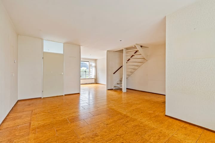 Foto 5 van Van der Waalslaan 1