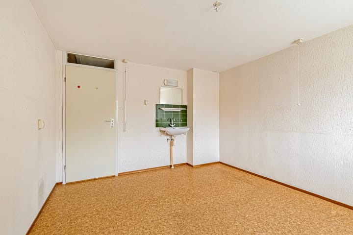 Foto 18 van Van der Waalslaan 1