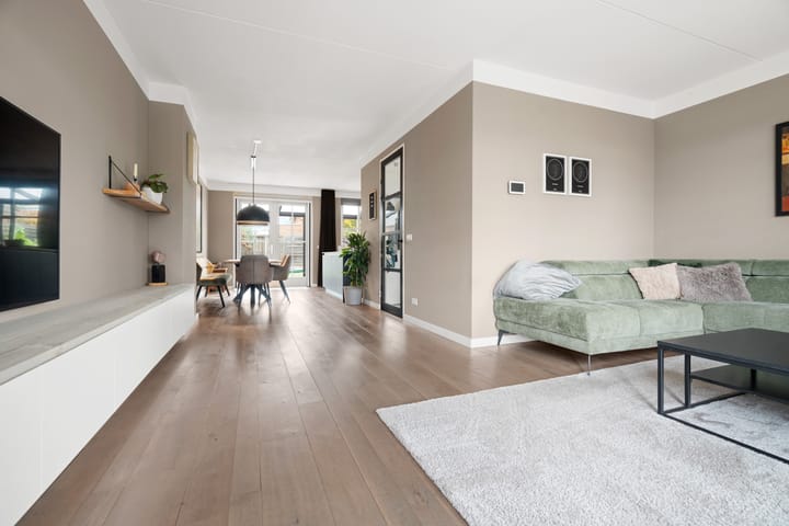 Foto 16 van Kalander 16