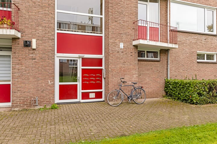 Foto 2 van van Hogendorplaan 42-E