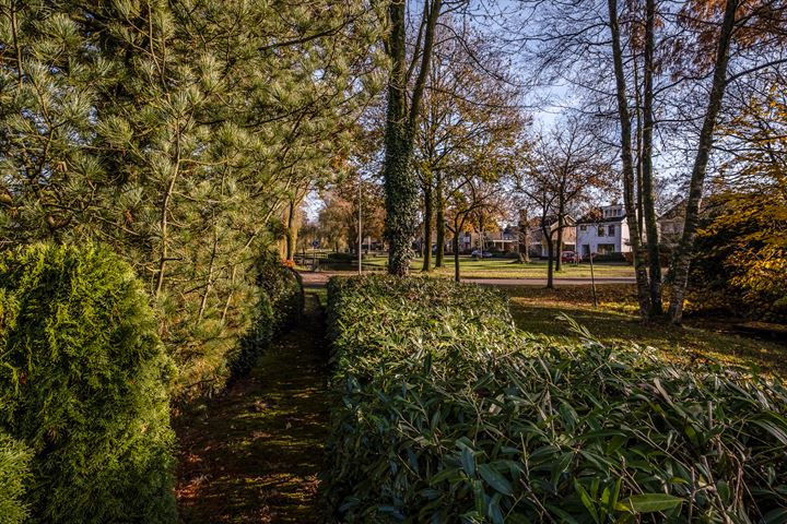 Bekijk foto 48 van Markeweg 64