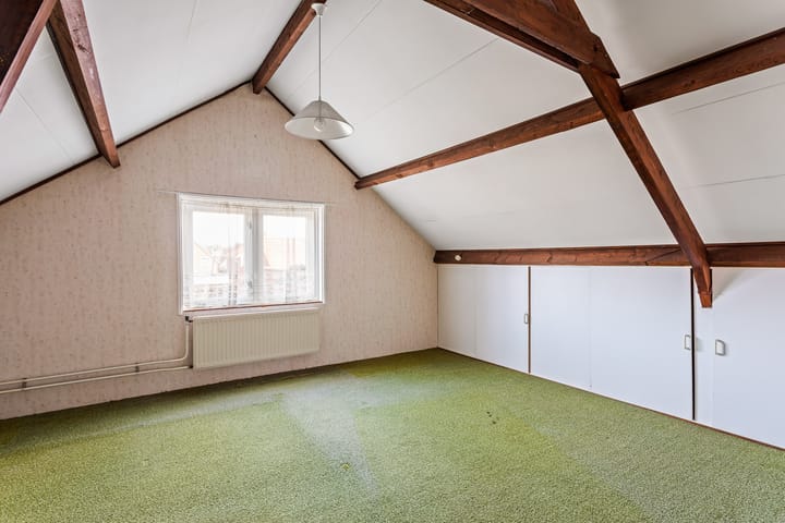 Photo 15 of Irenestraat 1