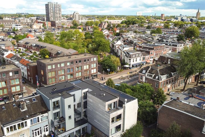 View photo 32 of Amsterdamsestraatweg 142-D