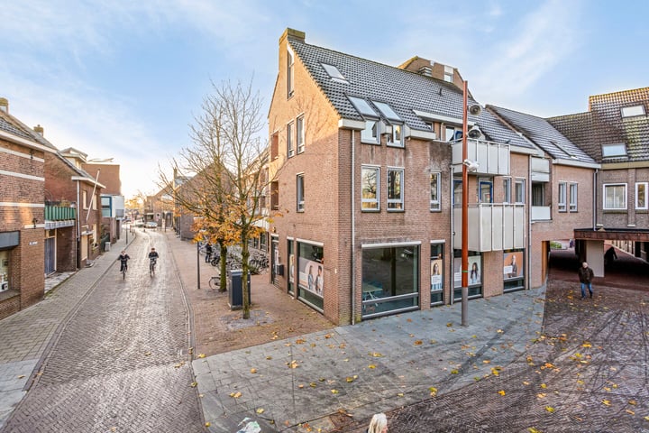 Bekijk foto 1 van Leeuwstraat 26