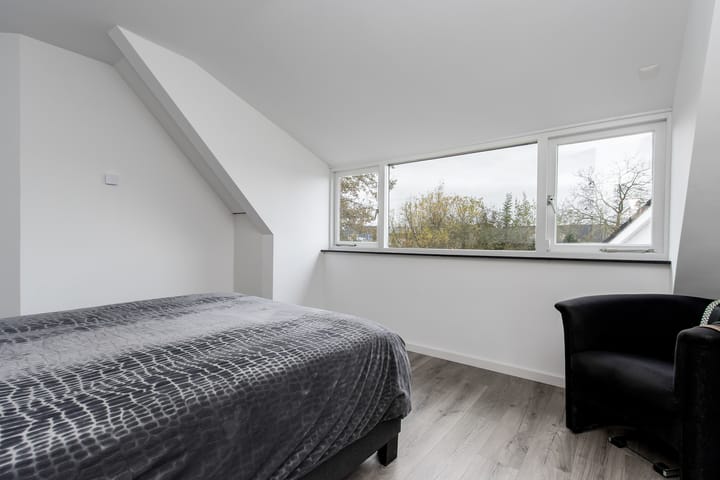 Photo 28 of Hoge Maasdijk 150