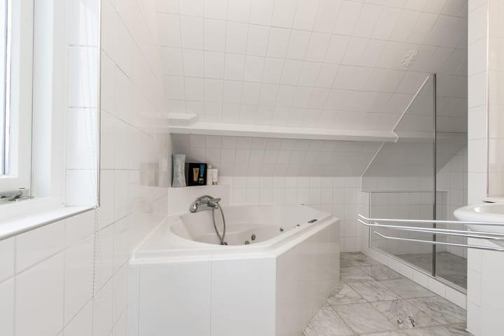 Photo 29 of Hoge Maasdijk 150