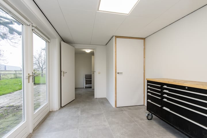 Photo 47 of Hoge Maasdijk 150