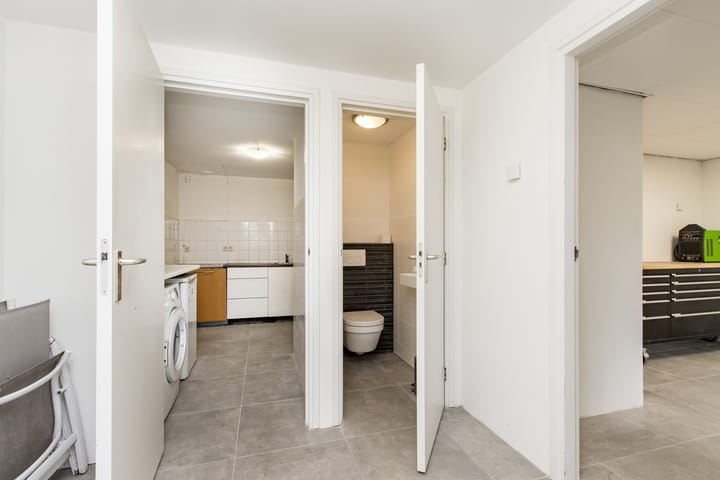 Photo 48 of Hoge Maasdijk 150