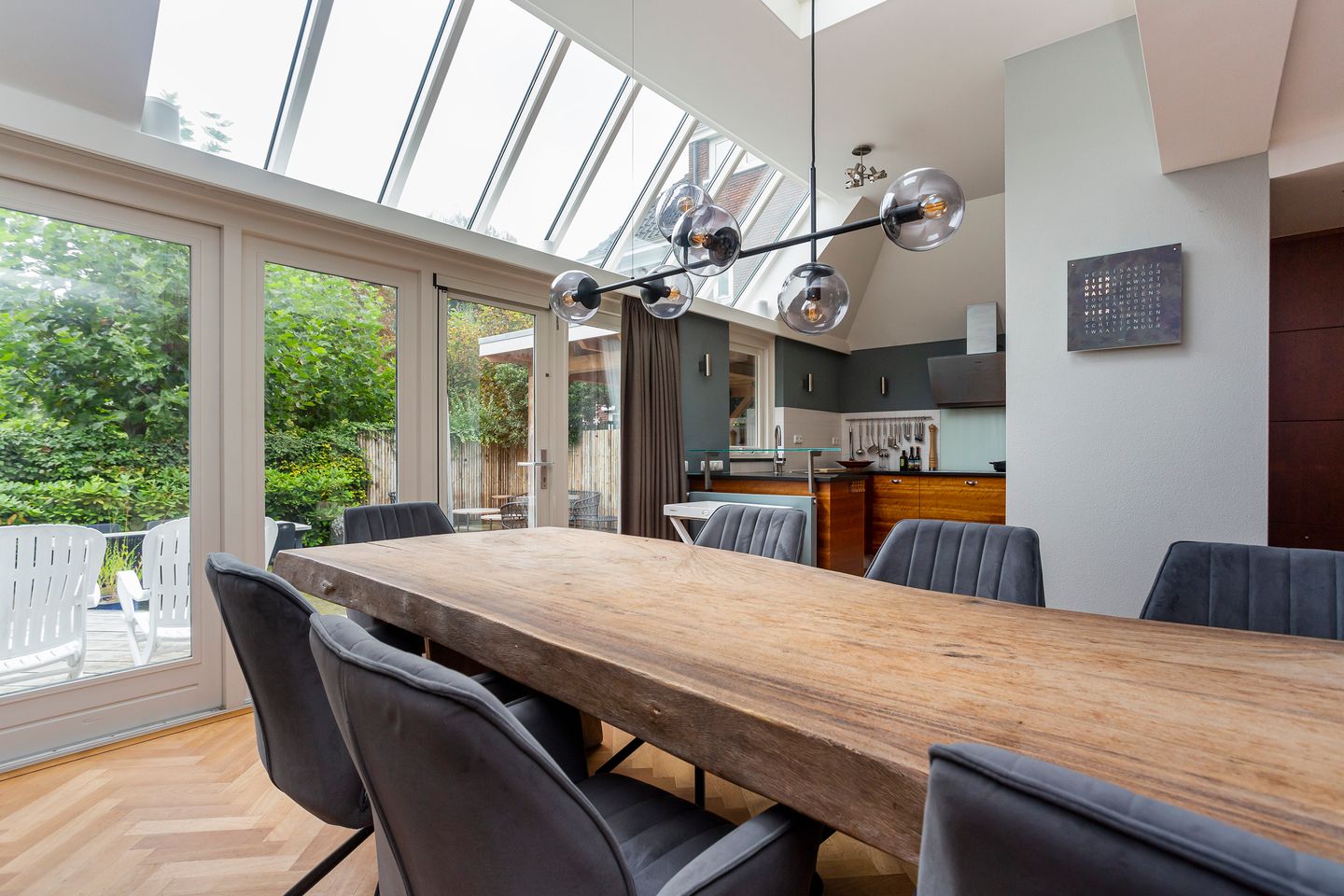 Foto 14 van Maarten Dijkshoornlaan 13