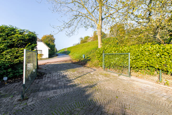 Photo 78 of Hoge Maasdijk 150