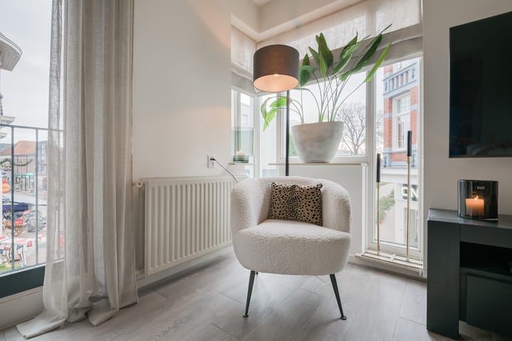 Foto 10 van Wierengastraat 1