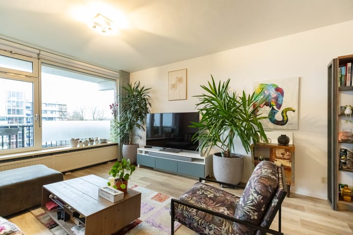 Foto 2 van Marcellus Emantslaan 79