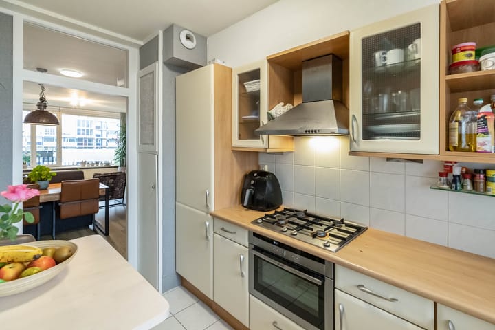 Photo 14 of Marcellus Emantslaan 79