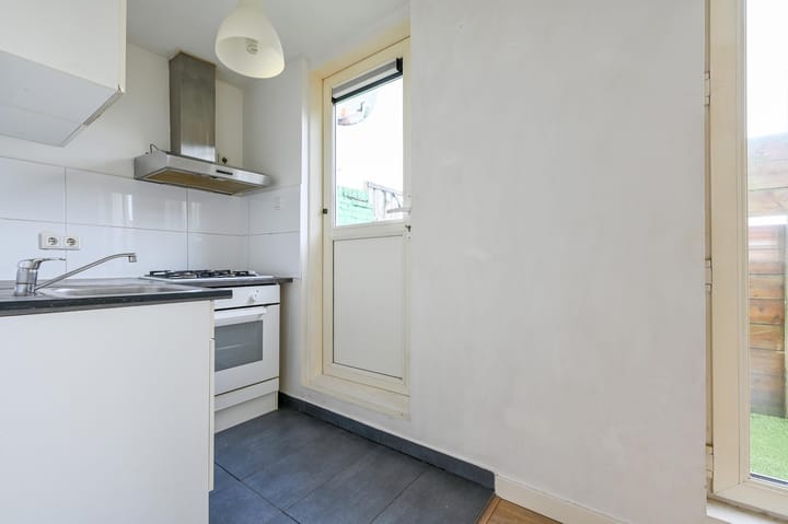 Photo 9 of Cartesiusstraat 16-B2