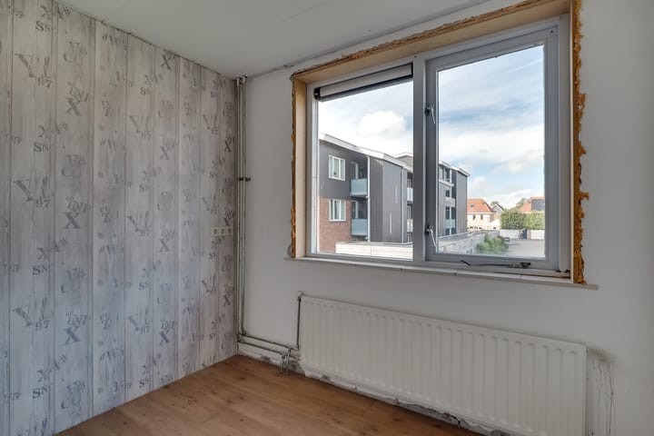 Foto 28 van Van Roozendaalstraat 31