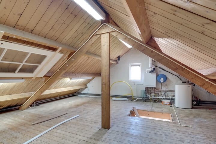 Foto 37 van Van Roozendaalstraat 31