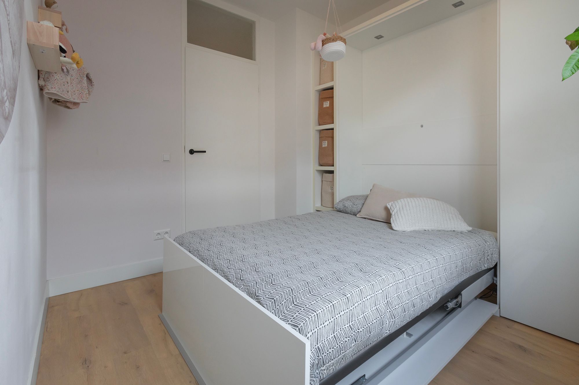 Photo 24 of Riouwstraat 74