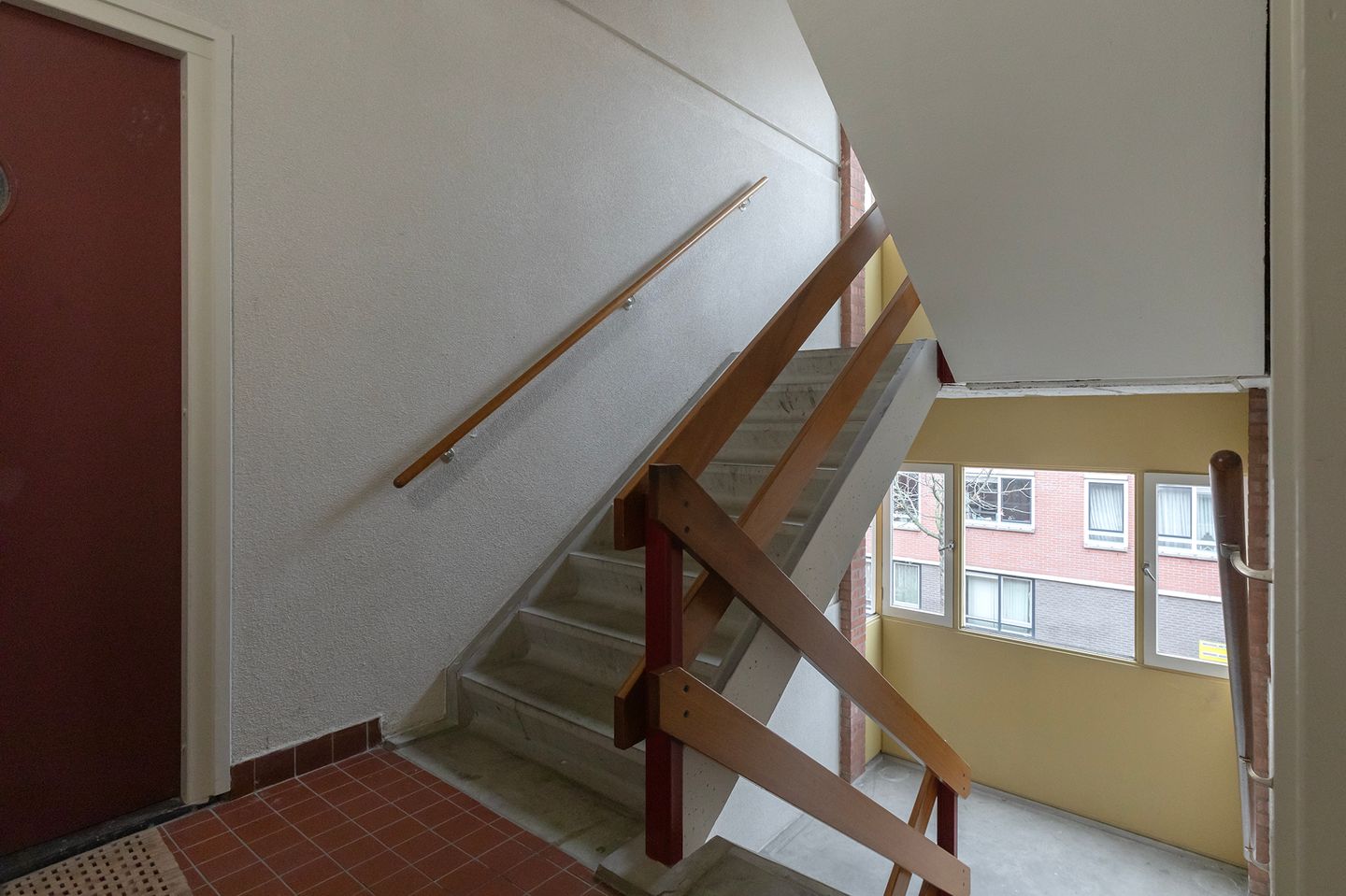 Photo 34 of Riouwstraat 74