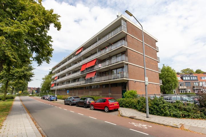 Foto 2 van Hugo de Grootplein 54