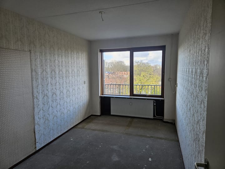 Foto 10 van Hugo de Grootplein 54