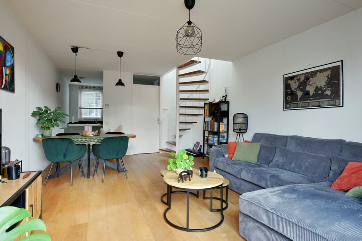 View photo 10 of Brugstraat 10-E