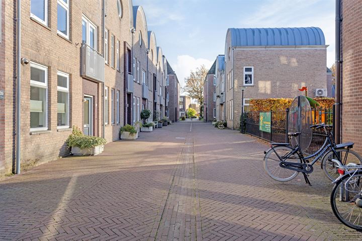 Bekijk foto 30 van Schoolstraat 41