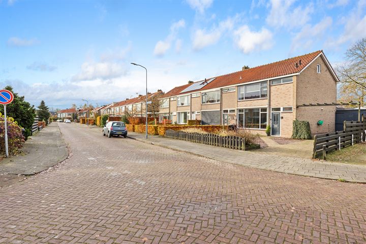 View photo 35 of Johannes Vermeerstraat 2