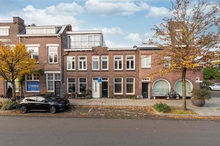 Bekijk foto 2 van Oudwijkerdwarsstraat 114