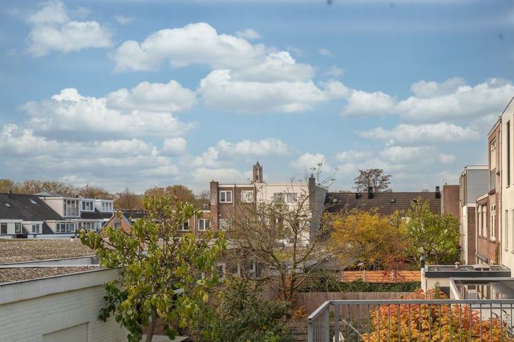 Bekijk foto 36 van Oudwijkerdwarsstraat 114